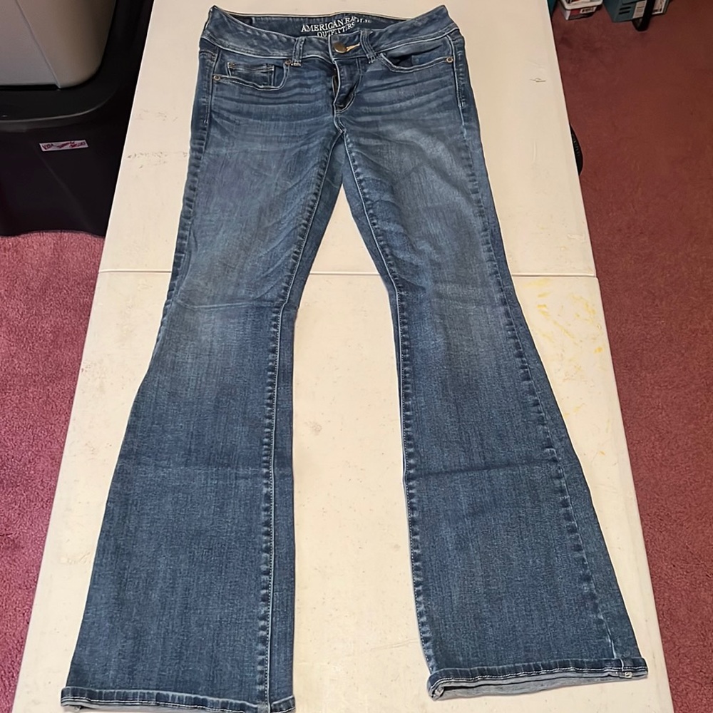 American Eagle boot cut jeans. Worn a few times.